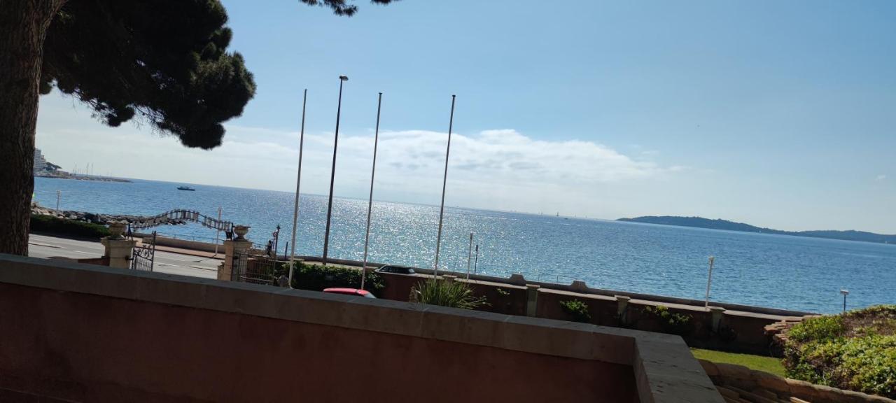 Hotel Martinengo Sainte-Maxime Exterior foto