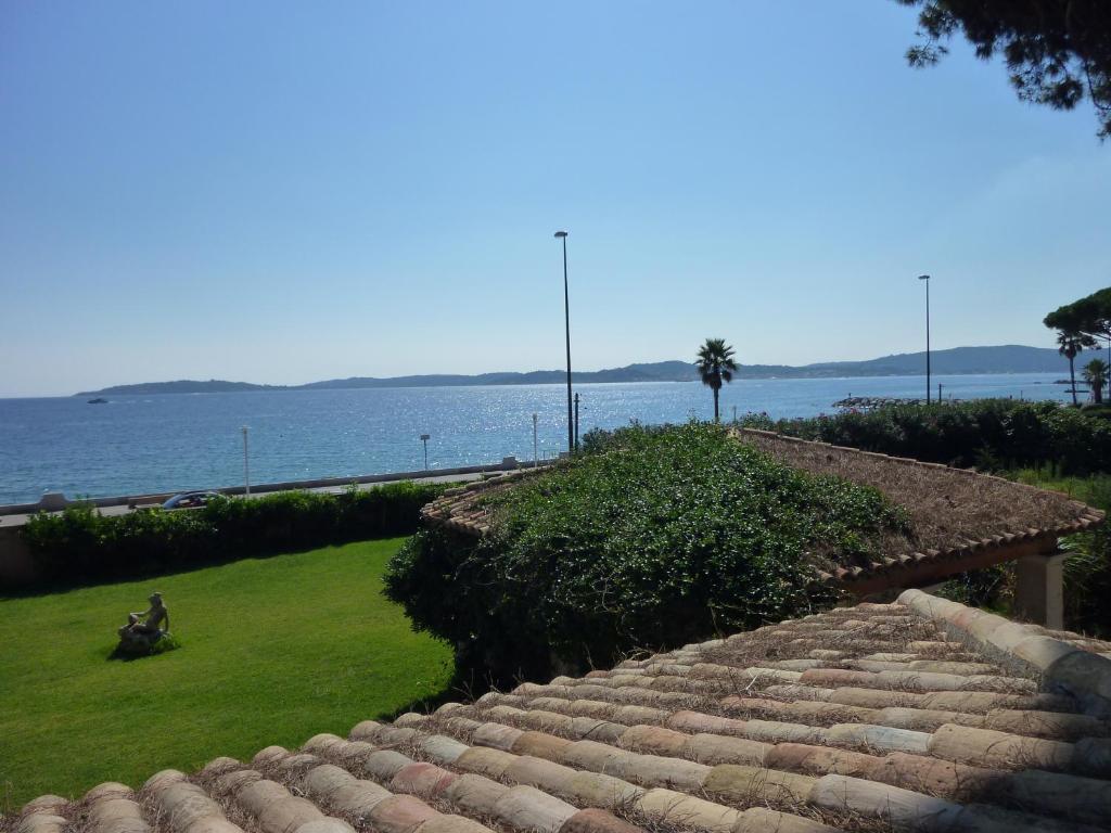 Hotel Martinengo Sainte-Maxime Exterior foto