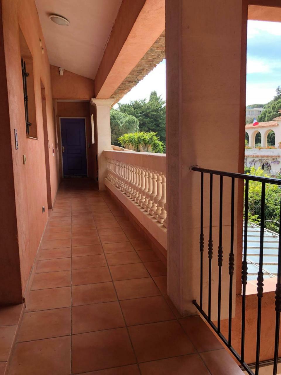 Hotel Martinengo Sainte-Maxime Exterior foto